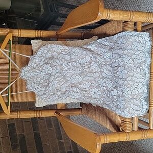 Lulus floral, lace bodycon dress, size XS